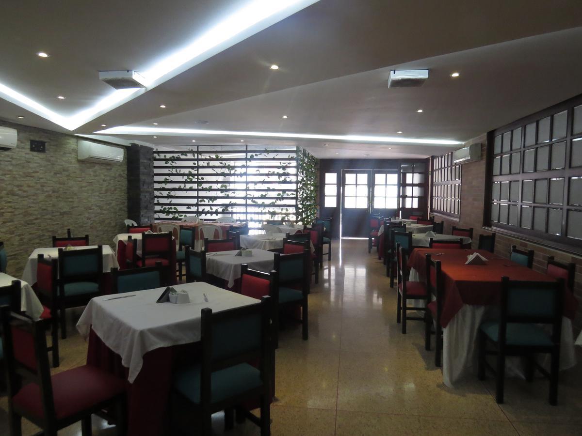 Hotel Leon Dorado Bucaramanga Buitenkant foto